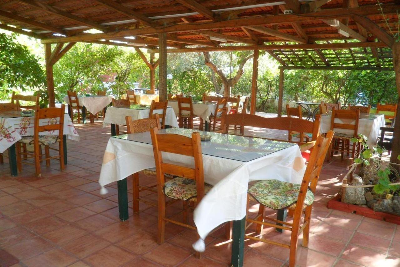 Sunningdale Hotel Agia Galini Exterior foto